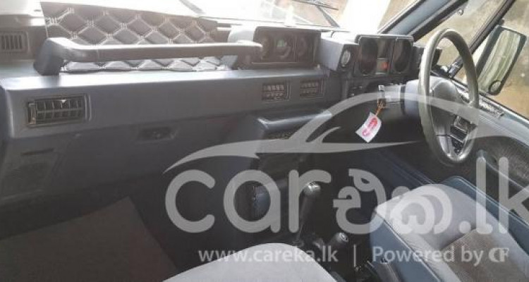 MITSUBISHI PAJERO 1991