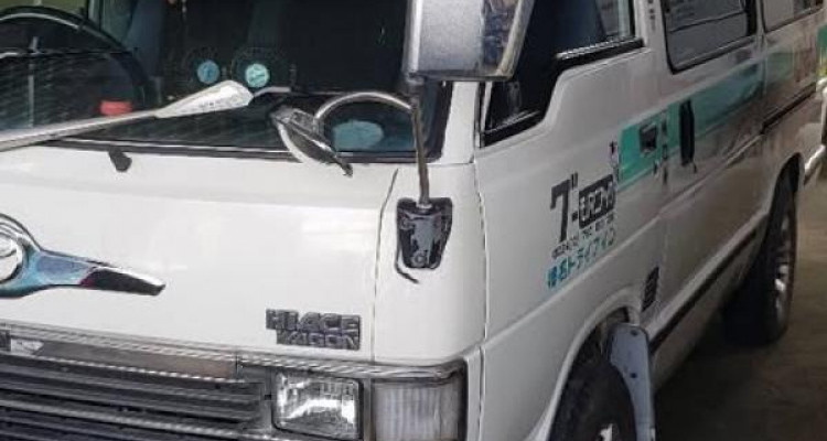 TOYOTA HIACE 1988