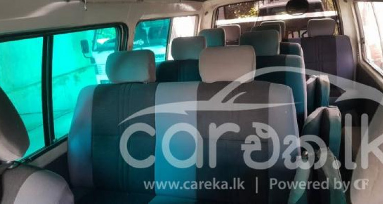 TOYOTA HIACE 1988