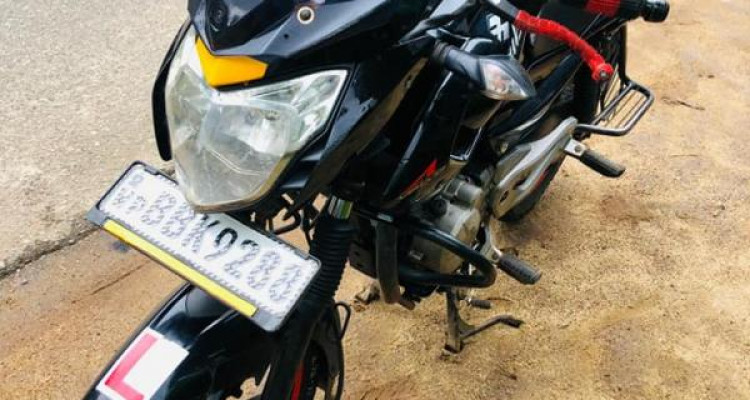 BAJAJ PULSAR 2014