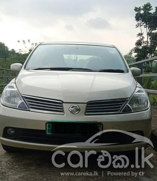NISSAN TIIDA 2007