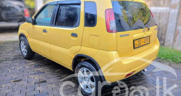SUZUKI SWIFT 2001