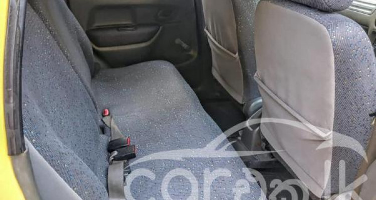 SUZUKI SWIFT 2001