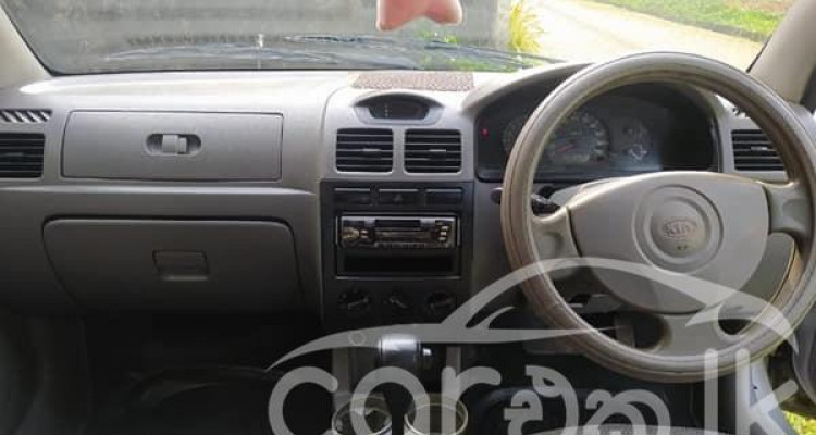 KIA RIO 2002