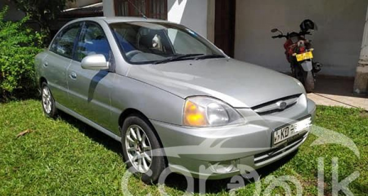 KIA RIO 2002