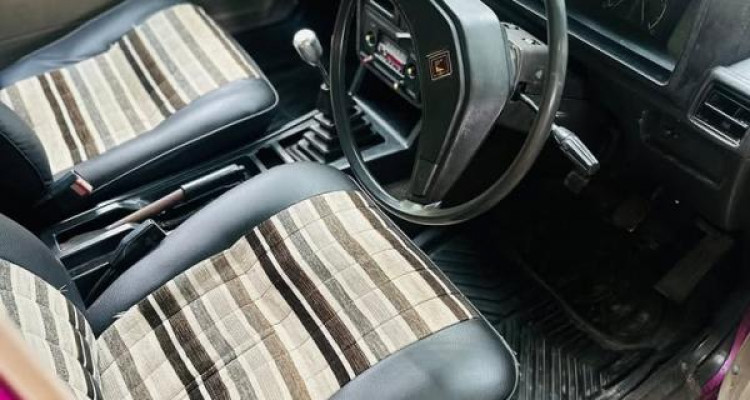 MITSUBISHI LANCER BOX 1980