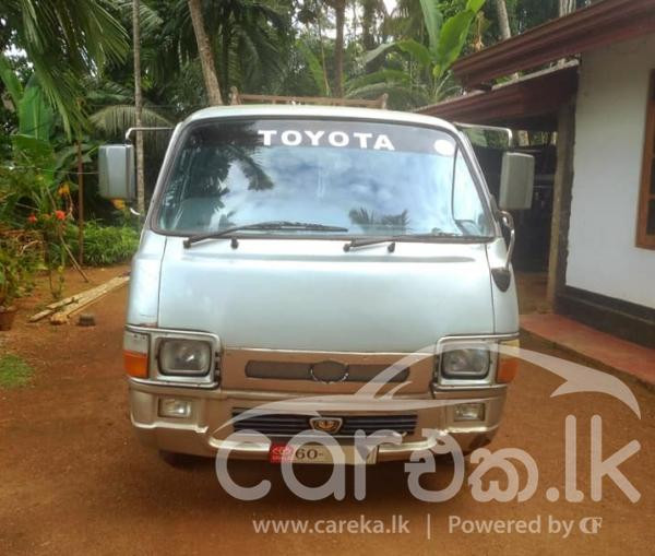 TOYOTA LH30 1991