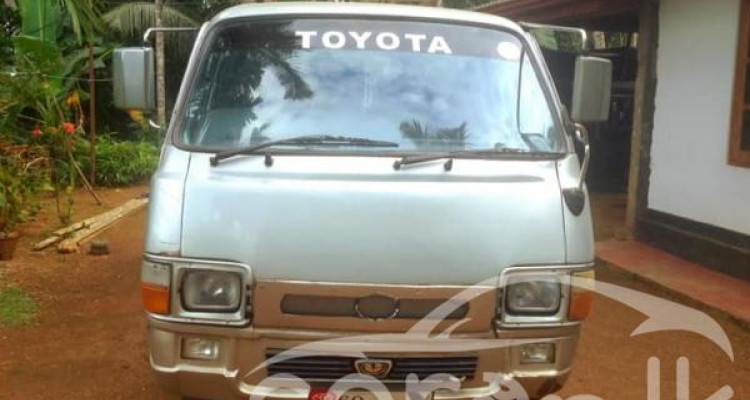 TOYOTA LH30 1991