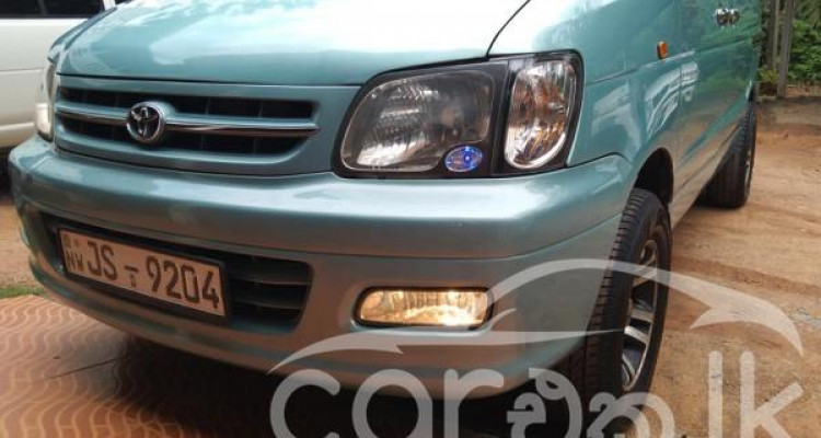 TOYOTA NOAH CR42 2000