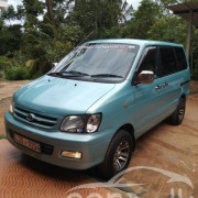 TOYOTA NOAH CR42 2000