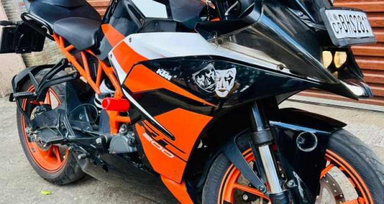 KTM RC 200 2019