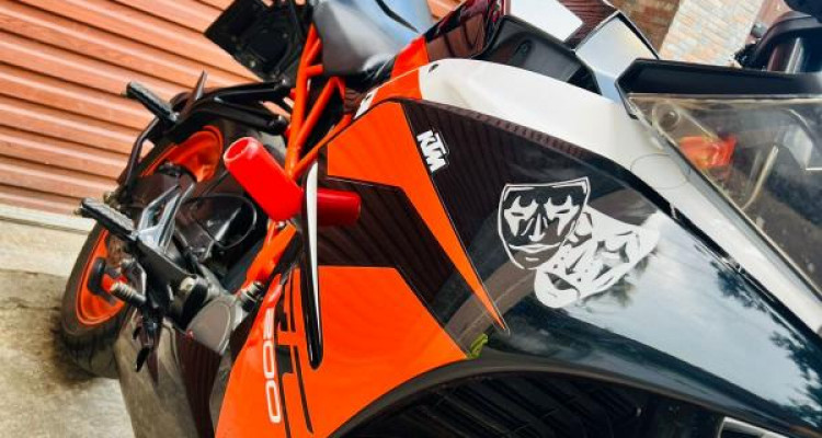 KTM RC 200 2019