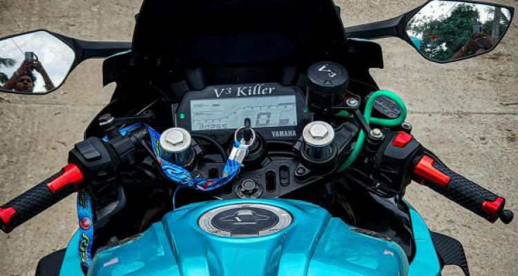 YAMAHA R15 2020