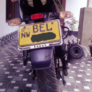 BAJAJ PULSAR 180 2016