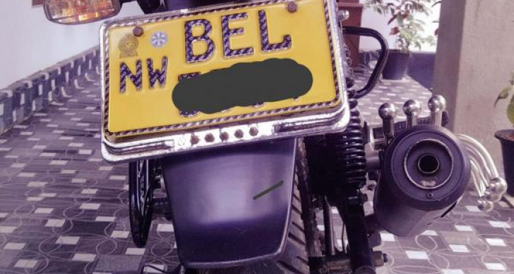 BAJAJ PULSAR 180 2016