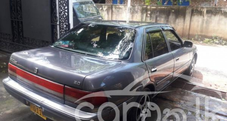 TOYOTA CORONA 1988