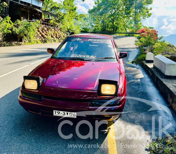 MAZDA ASTINA 1991