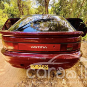 MAZDA ASTINA 1991