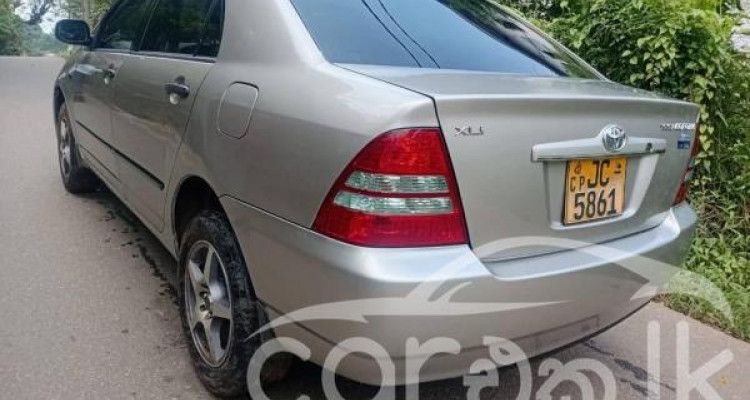 TOYOTA COROLLA 121 2004
