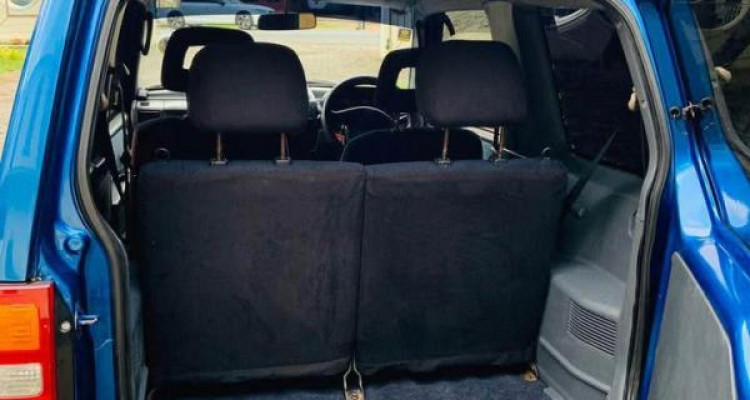 MITSUBISHI PAJERO 2001
