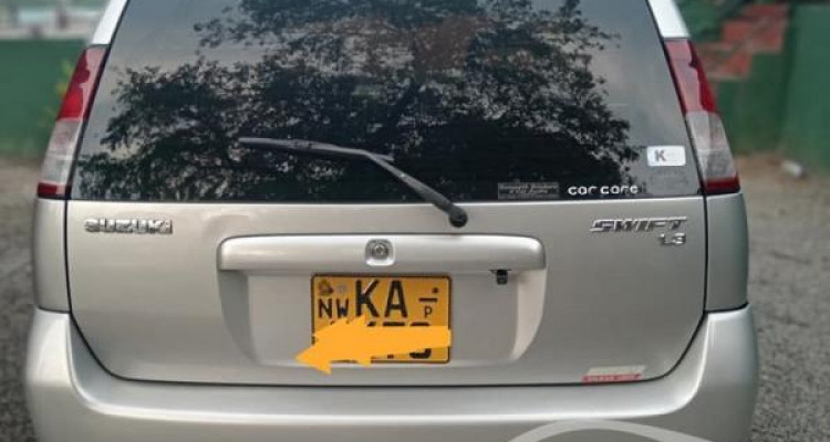 SUZUKI SWIFT 2003