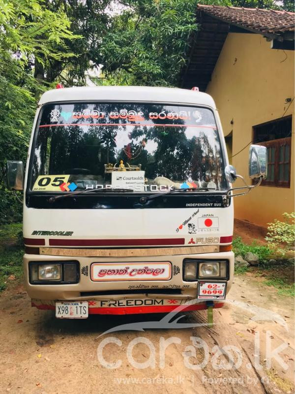 MITSUBISHI FUSO ROSA 1992