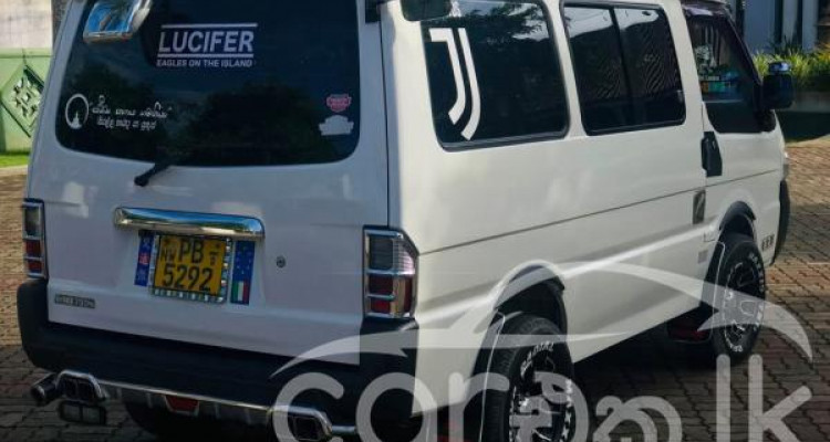 NISSAN VANETTE 2001