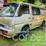 NISSAN CARAVAN 1994