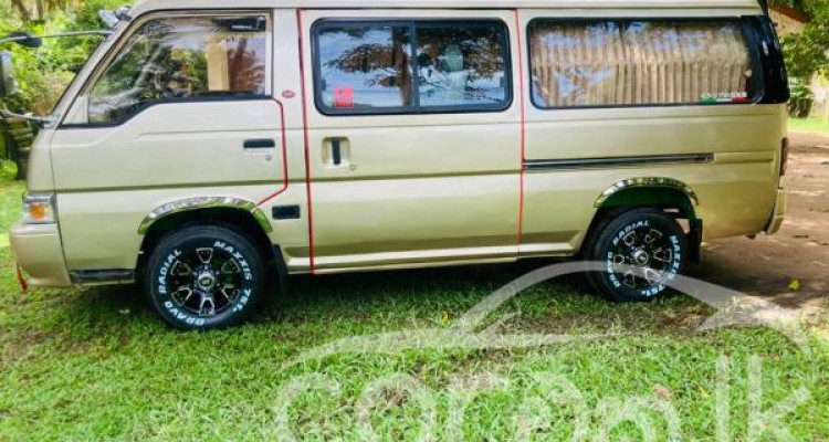 NISSAN CARAVAN 1994