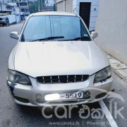 HYUNDAI ACCENT 2001