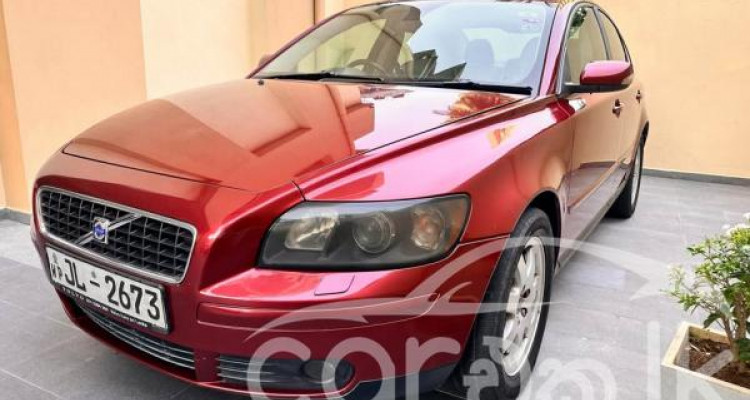 VOLVO S40 2004