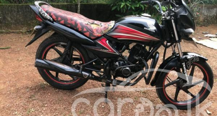 HONDA DREAM YUGA 2014