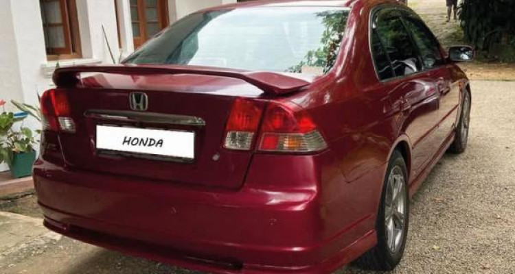 HONDA CIVIC ES8 2001