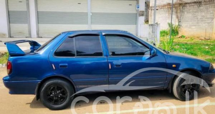 SUZUKI ESTEEM 1996