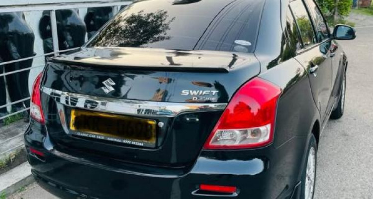 SUZUKI SWIFT 2011