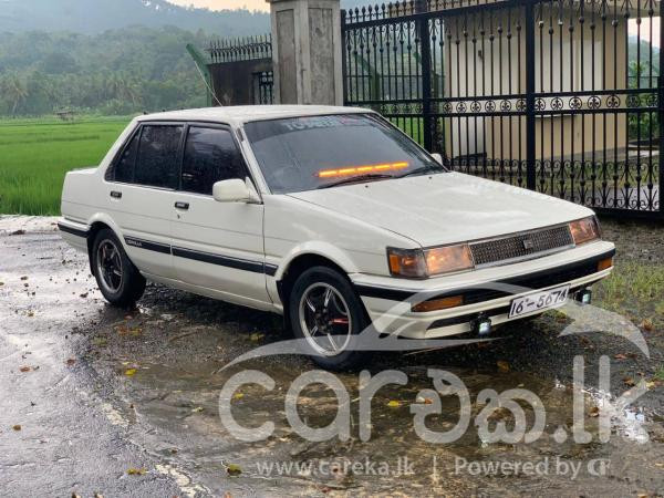 TOYOTA COROLLA AE81 1986