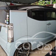 HONDA N-BOX FLASH 2016