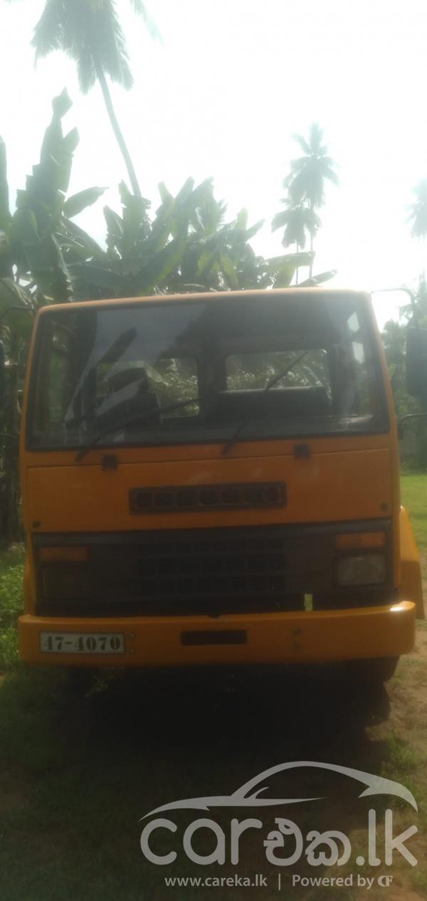 LANKA ASHOK LEYLAND LORRY 1995