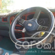 NISSAN CARAVAN 1994