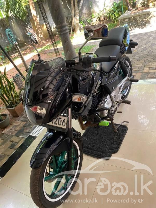 BAJAJ PULSAR 2012