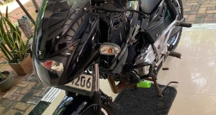 BAJAJ PULSAR 2012