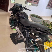 BAJAJ PULSAR 2012