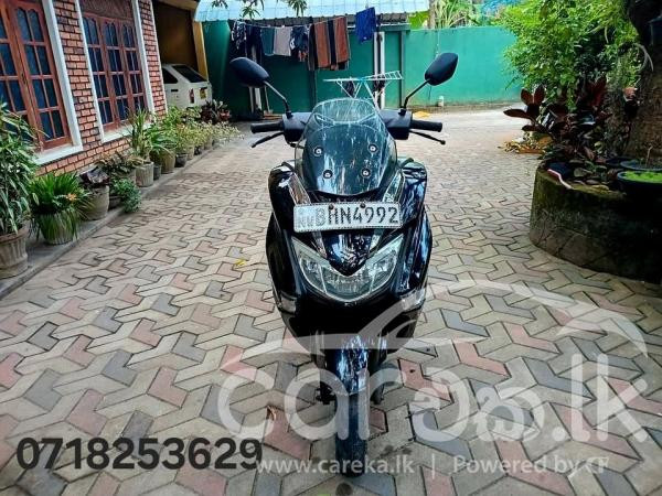 SUZUKI BURGMAN 2020