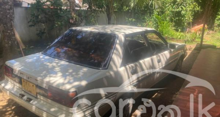 TOYOTA CARINA 1986