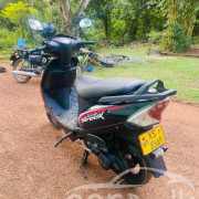 TVS SCOOTY STREAK 2012