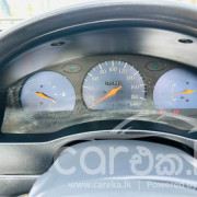 TOYOTA SOLUNA 2002