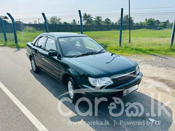 TOYOTA SOLUNA 2002