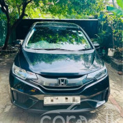 HONDA FIT GP5 2013