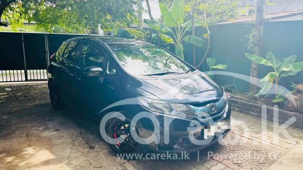 HONDA FIT GP5 2013