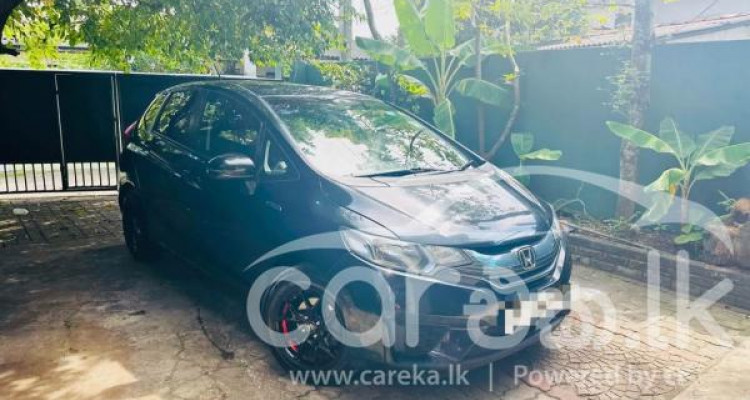 HONDA FIT GP5 2013